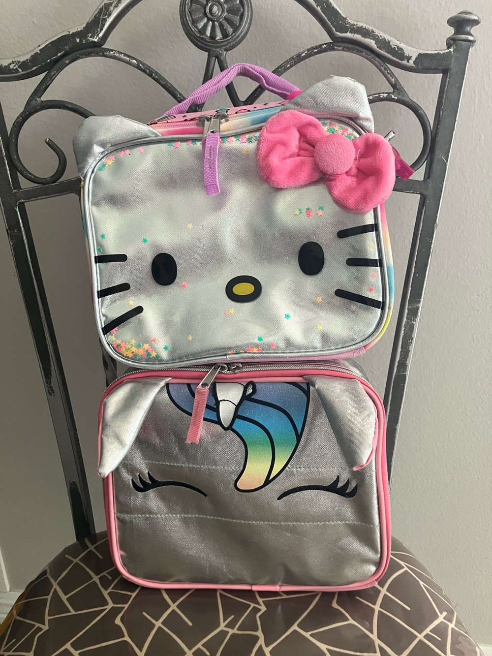 TWO HELLO KITTIE/ UNICORN Girls Print Metallic Lunch Bags